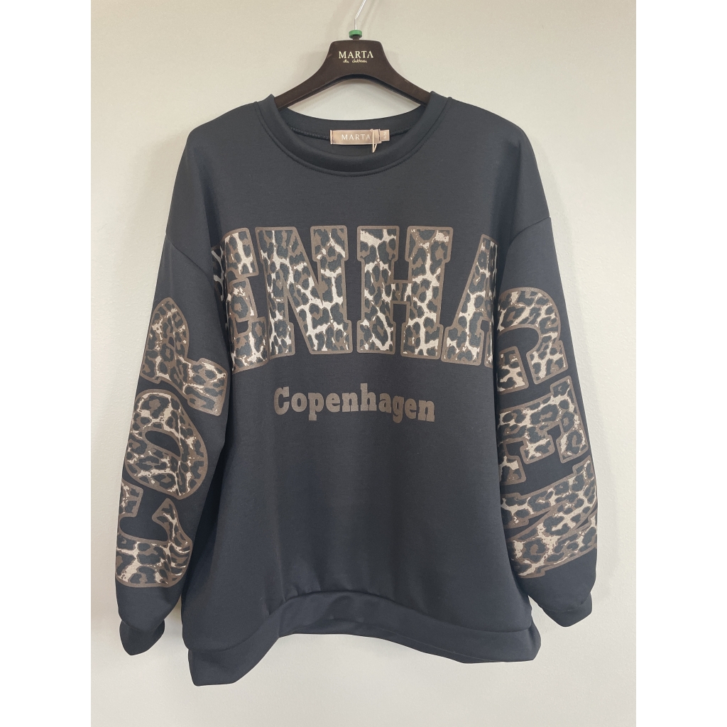 MdcSevilla Sweatshirt Moro/Leo Brun Collegetröja med Leoprint