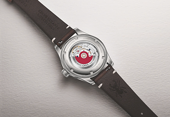 Oris Big 01 754 7785 4038-Set Crown X Cervo Volante röd 40 baksida