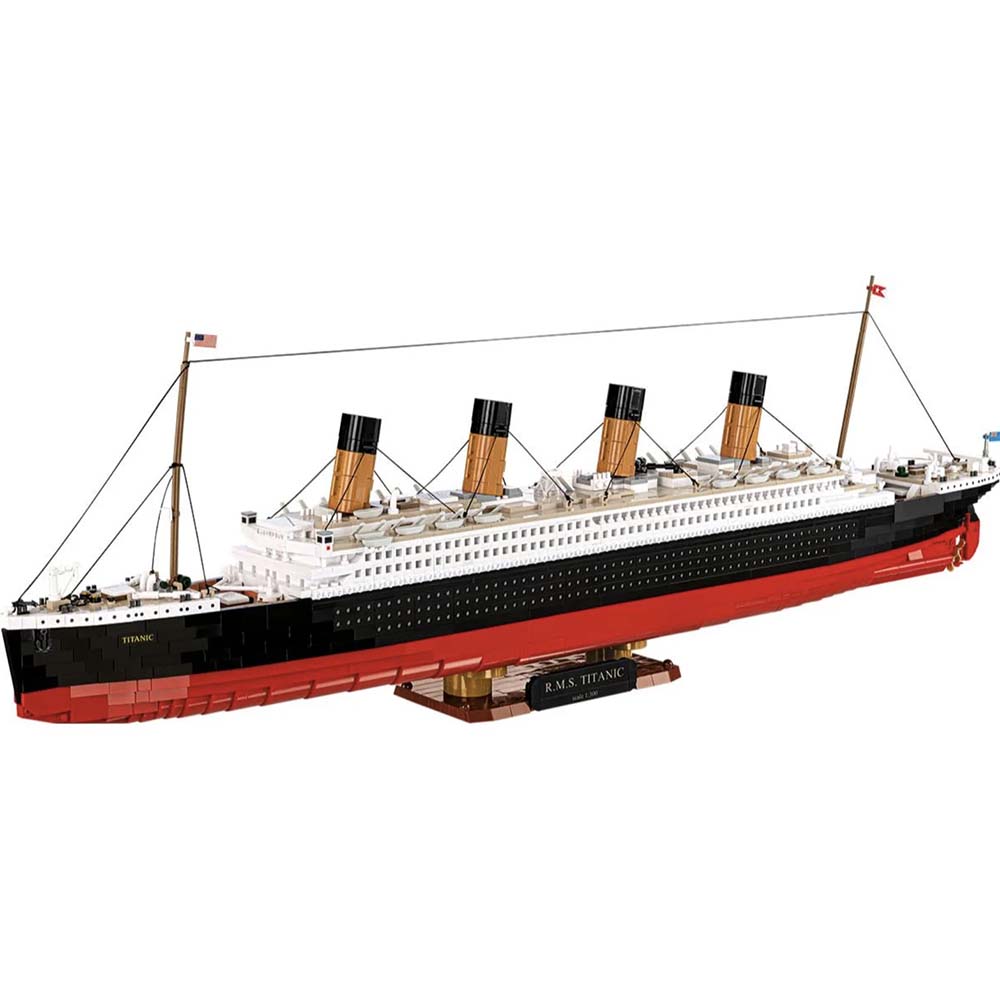 RMS Titanic Building Block Model Kit, 593 pieces