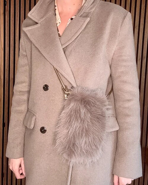 Mobilväska Faux Fur i päls mullvad
