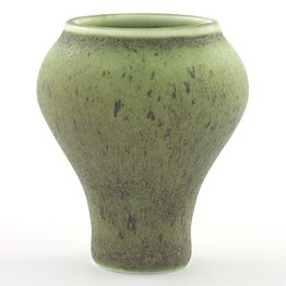Annikki Hovisaari (Arabia 1960s) Green Swelling Vase 6 cm