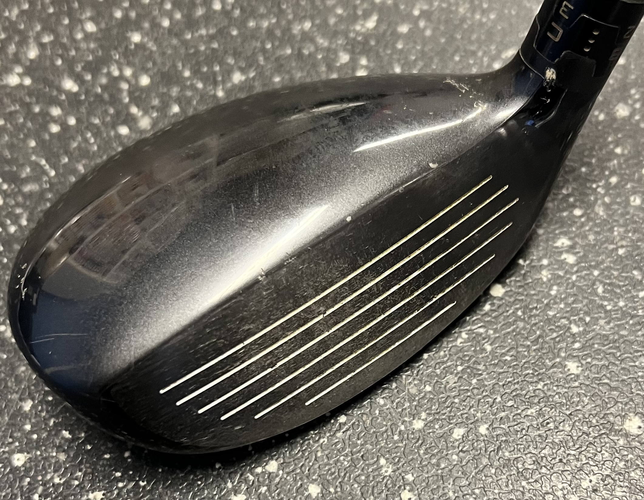 Titleist H1 818 Hybrid 4  21 grader - 2