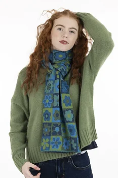 Happy Scarf /wool