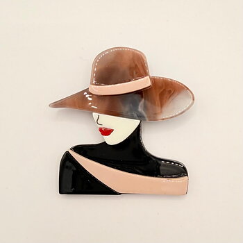 Brosch woman