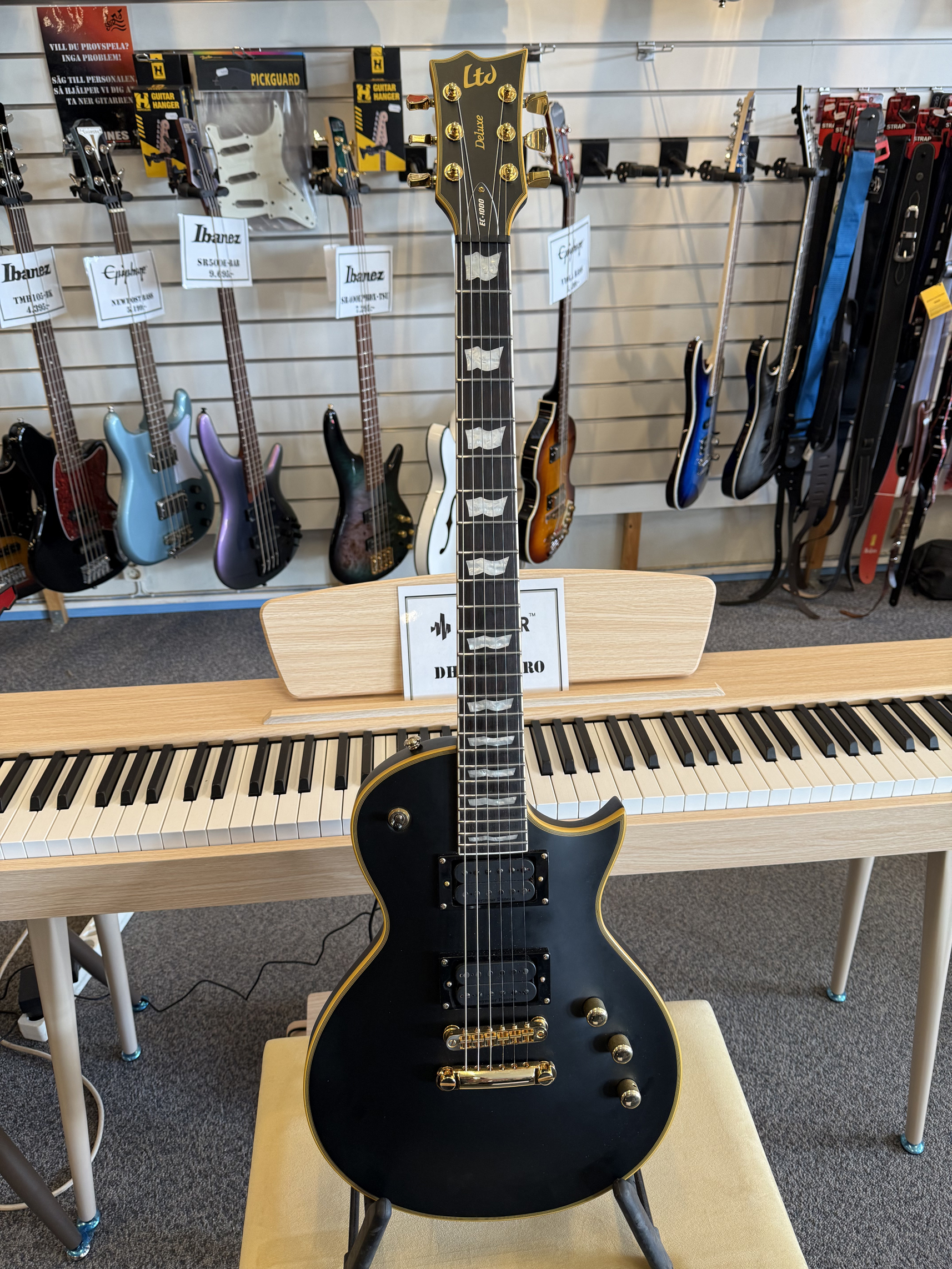 ESP/LTD EC-1000 Deluxe w Seymour Duncan