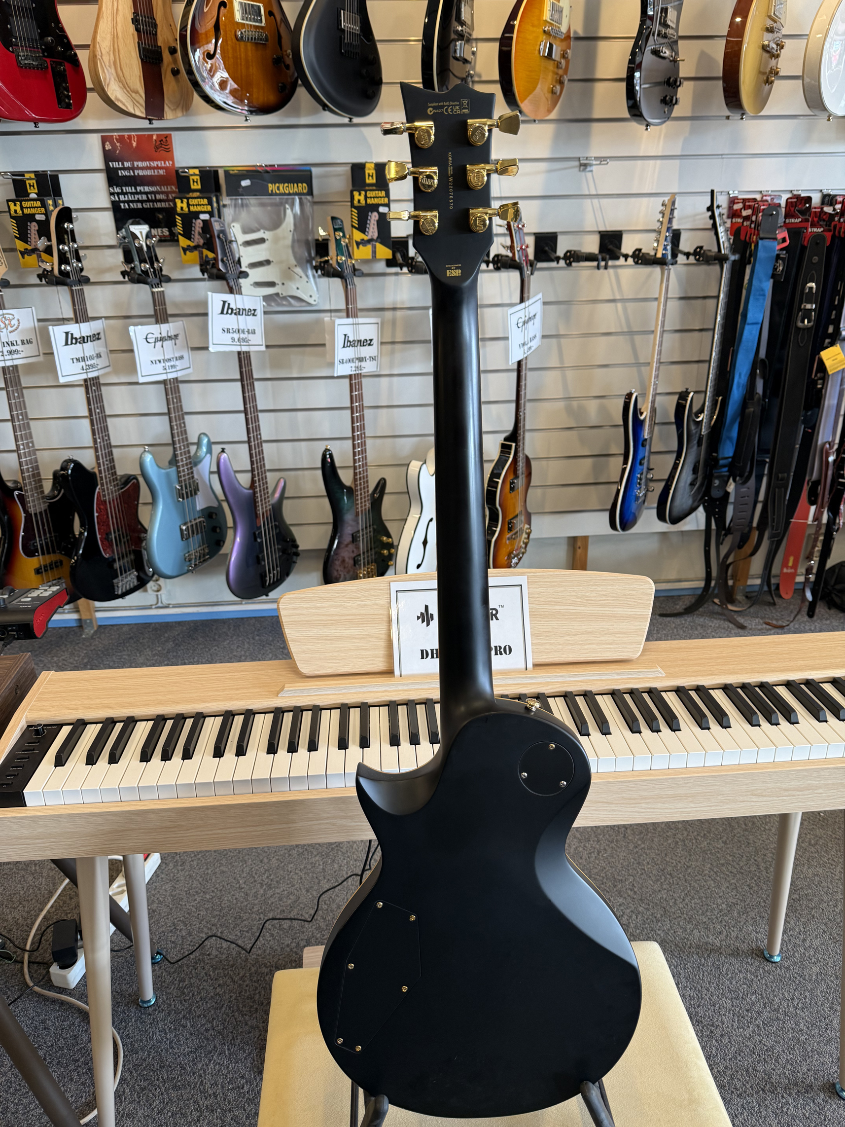 ESP/LTD EC-1000 Deluxe w Seymour Duncan - 6