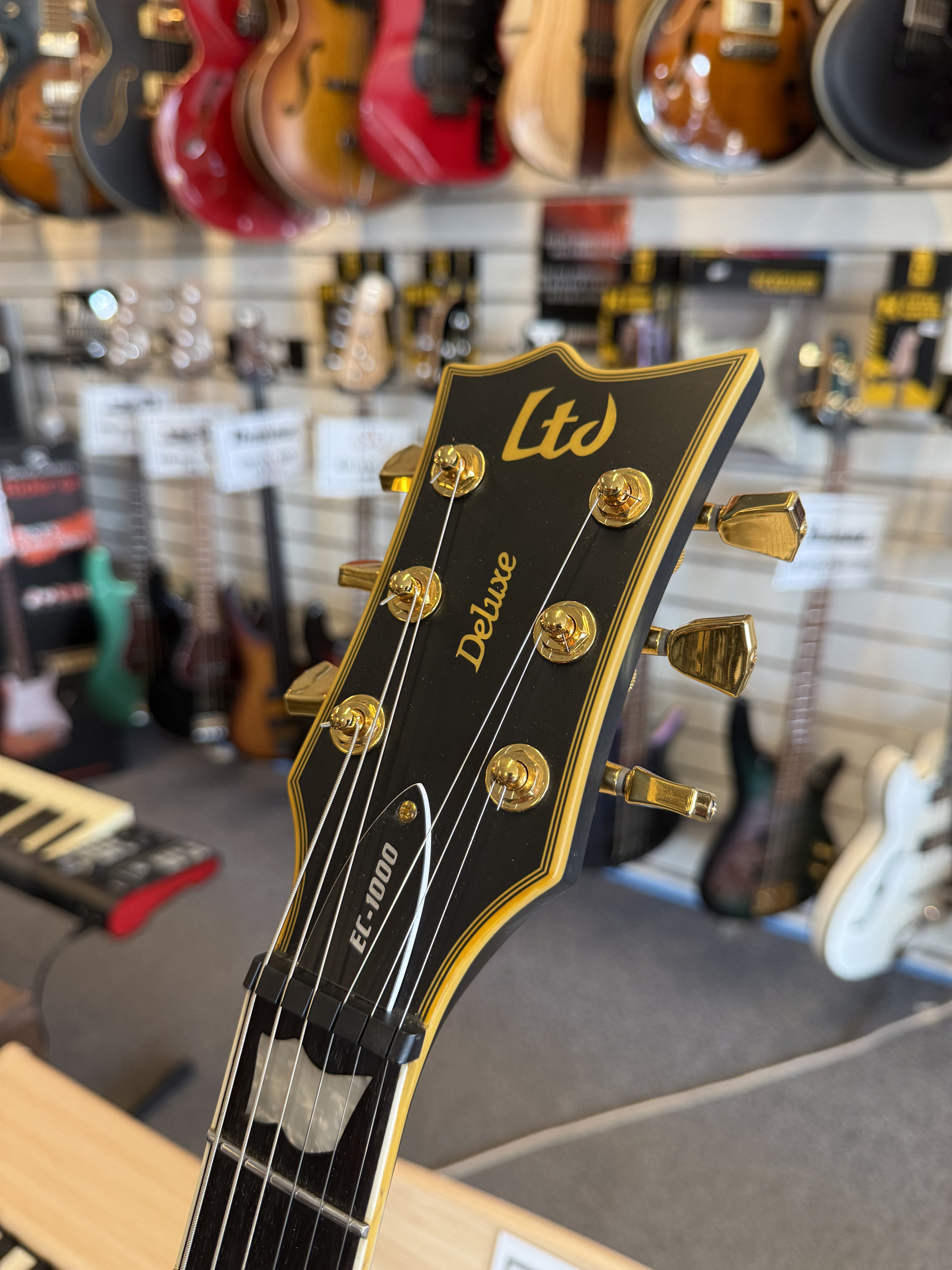ESP/LTD EC-1000 Deluxe w Seymour Duncan - 4