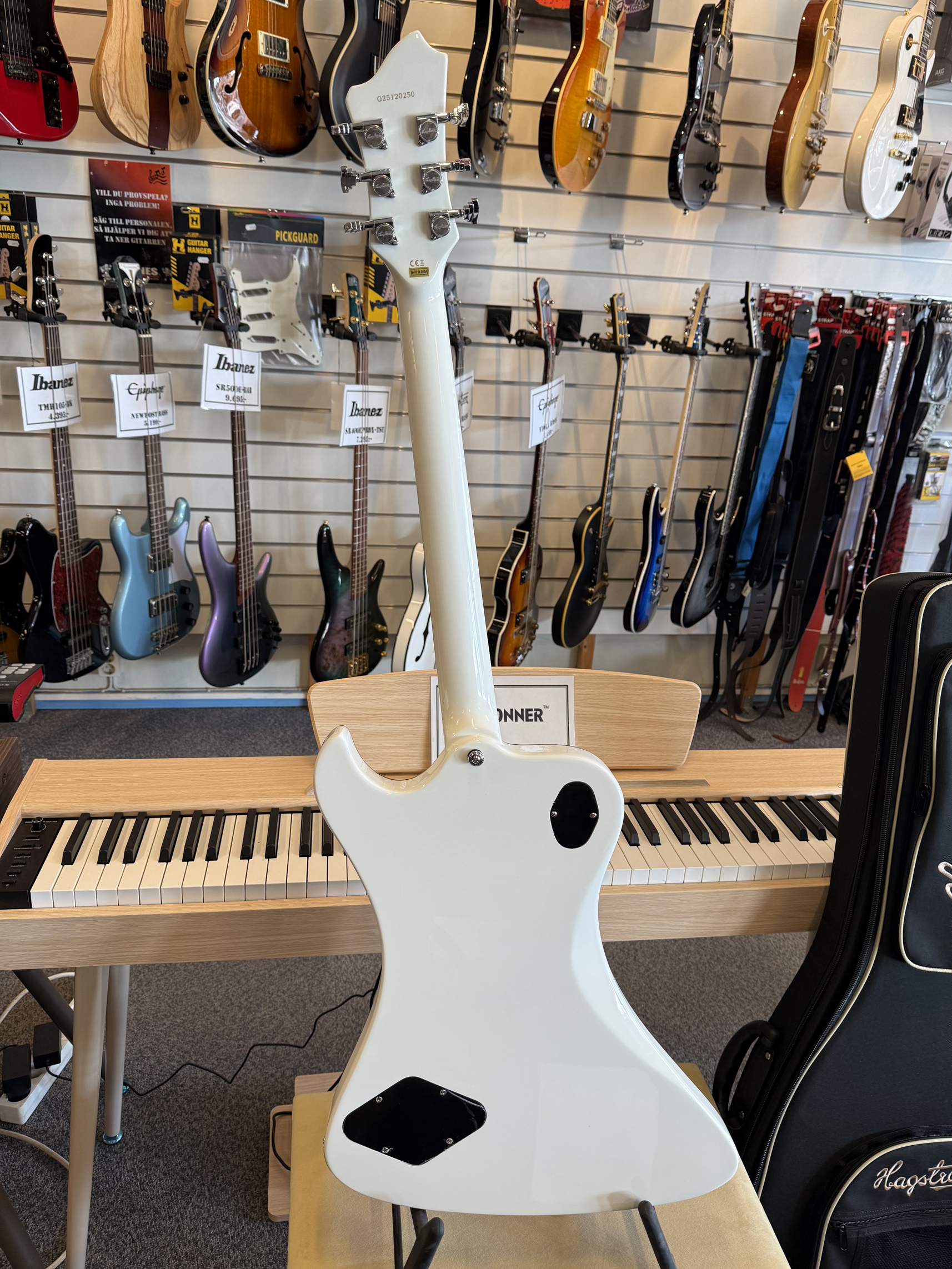 Hagström Fantomen w hagbag - 5
