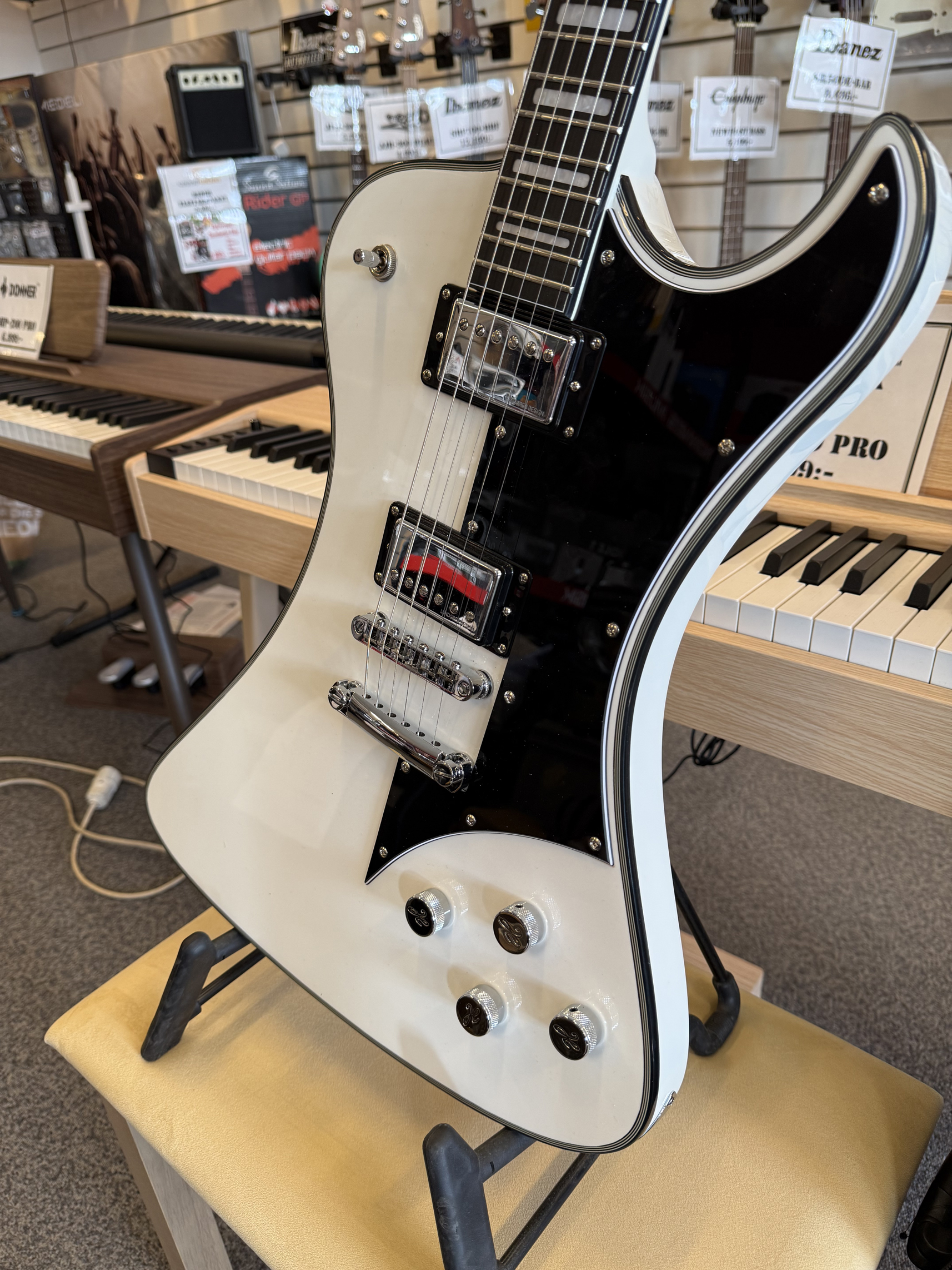 Hagström Fantomen w hagbag - 3