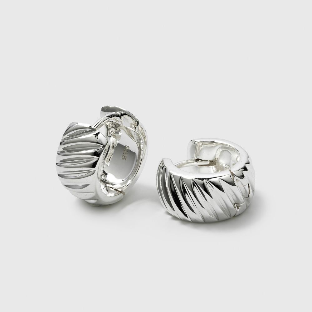 Syster P La La Love Plain Hoops silver