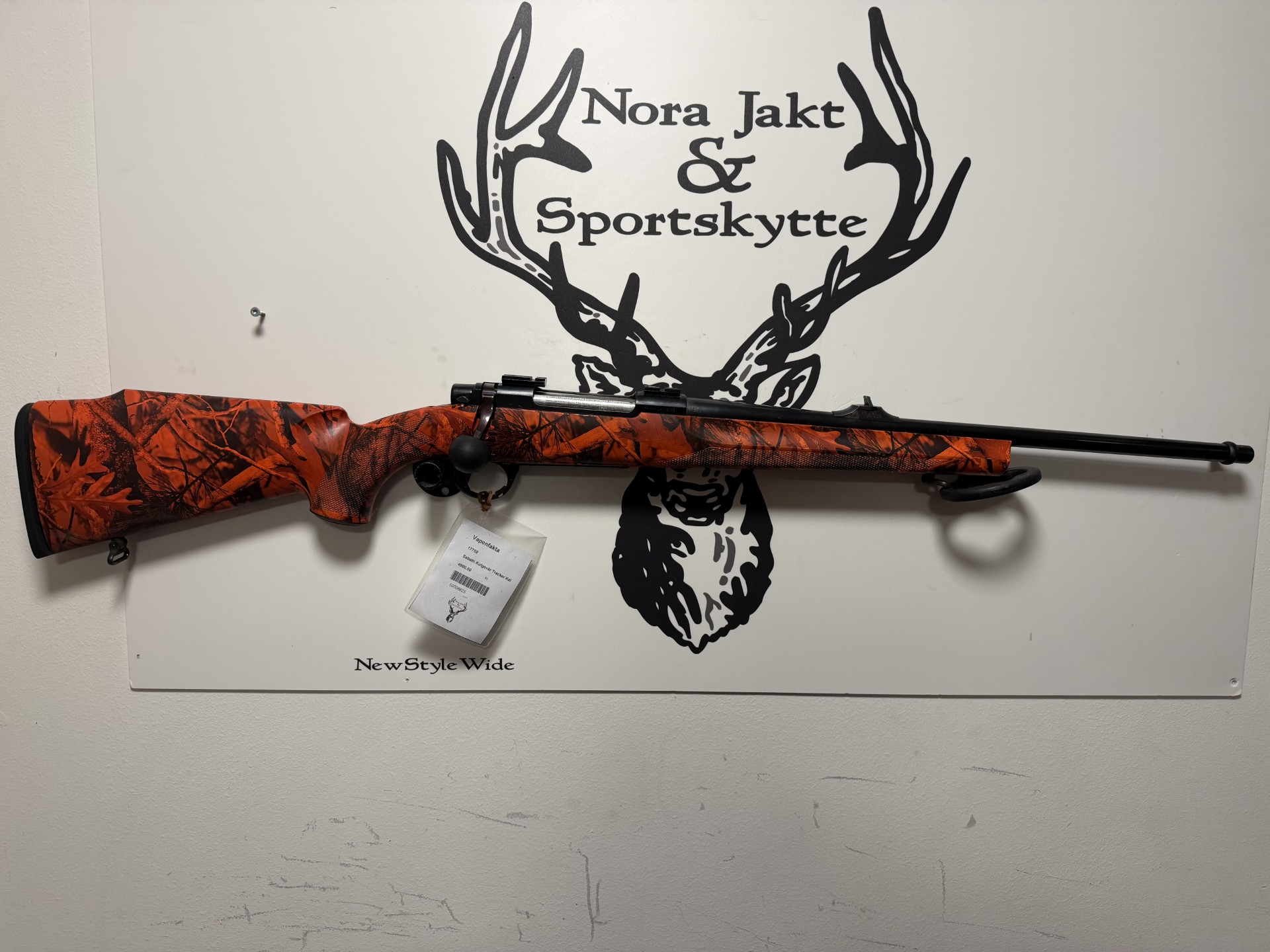 Sabatti Tracker 8x57JS