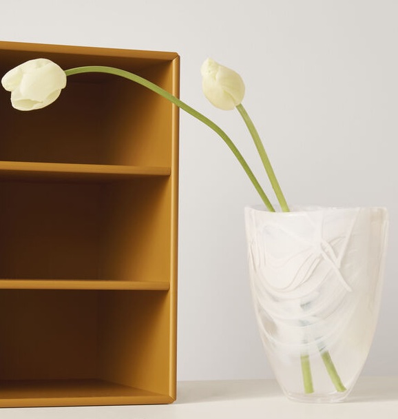 Contrast Vase White White