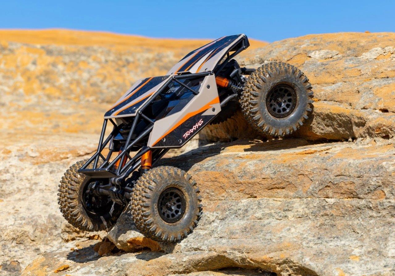 Traxxas TXC-4M 1/18 Extreme Crawler Tan RTR - 3S LiPo/USB Laddare - 5