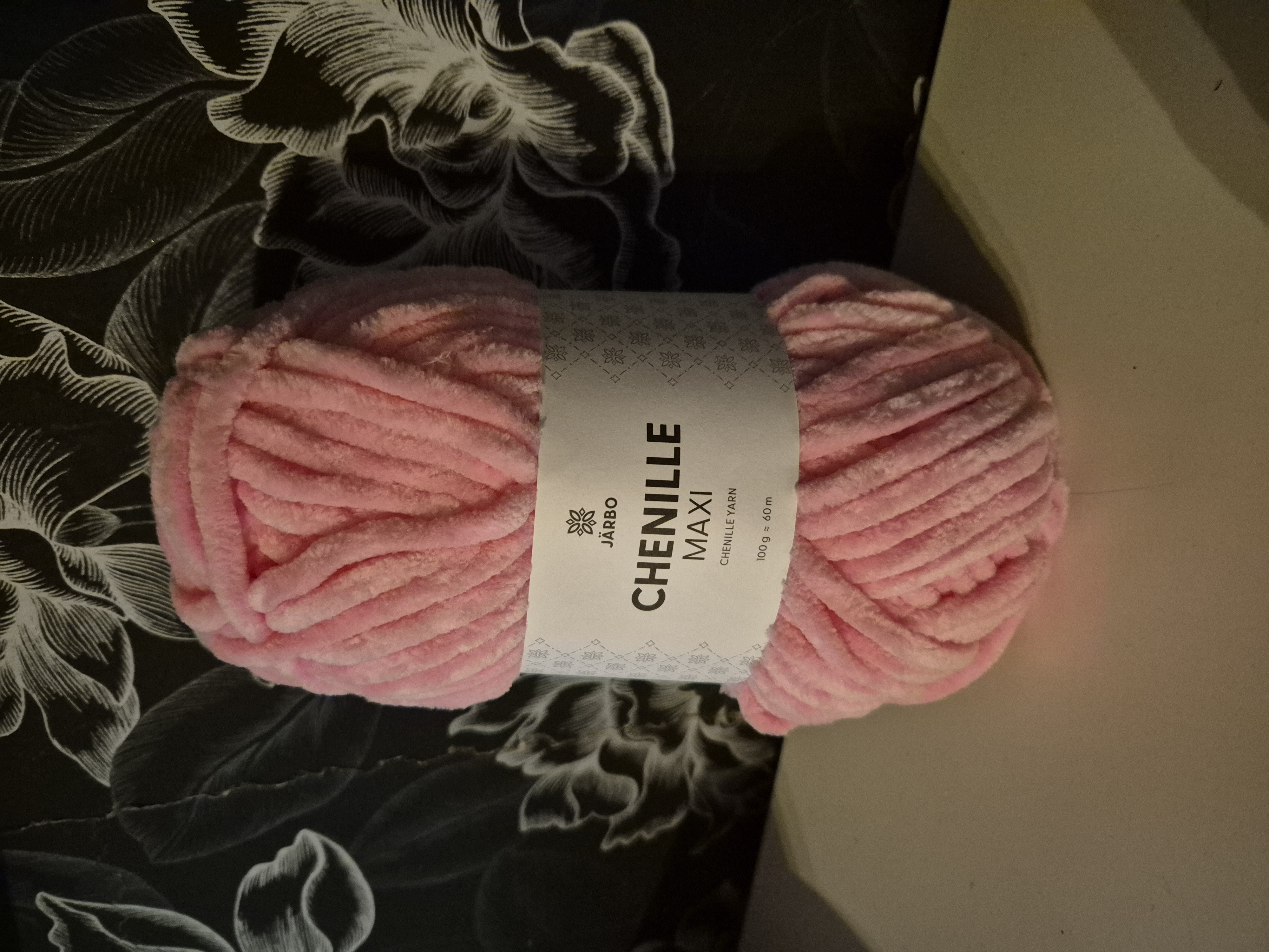 Chenille maxi  12307 Sugar Rush 100gr Järbo