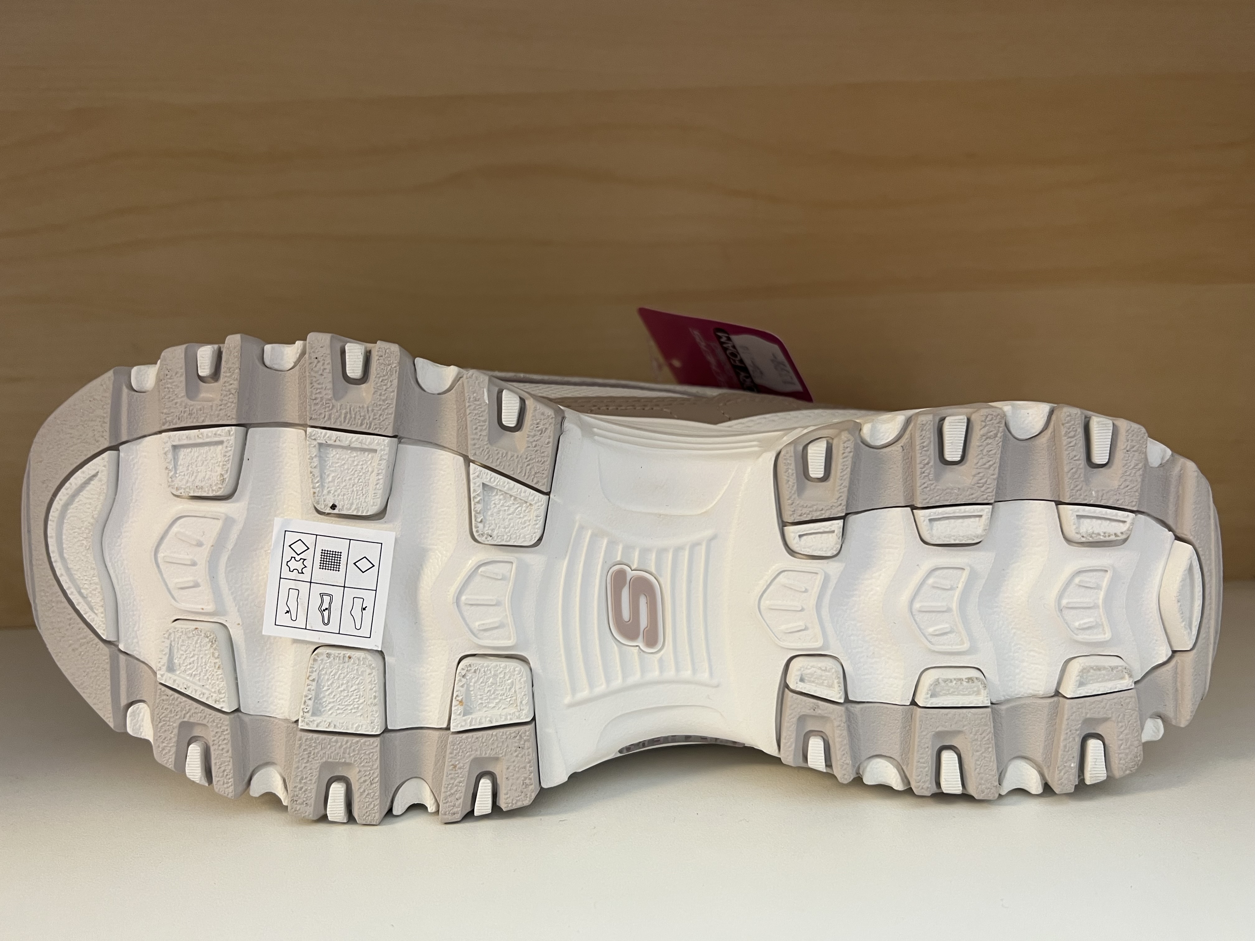Skechers Fritidssko Slip-Ins,  Memory Foam och Air Cooled innersula.  Bred och skön modell. - 3