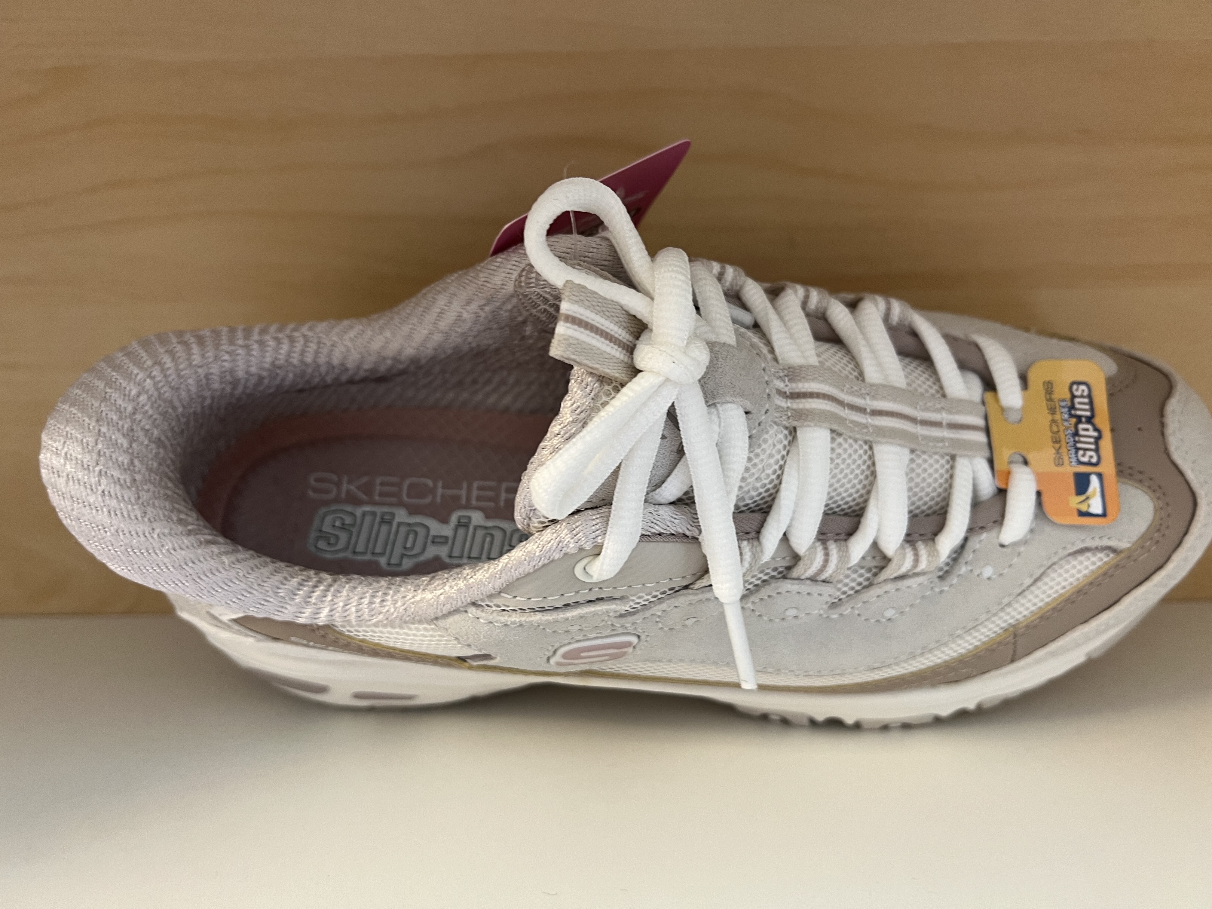 Skechers Fritidssko Slip-Ins,  Memory Foam och Air Cooled innersula.  Bred och skön modell. - 4
