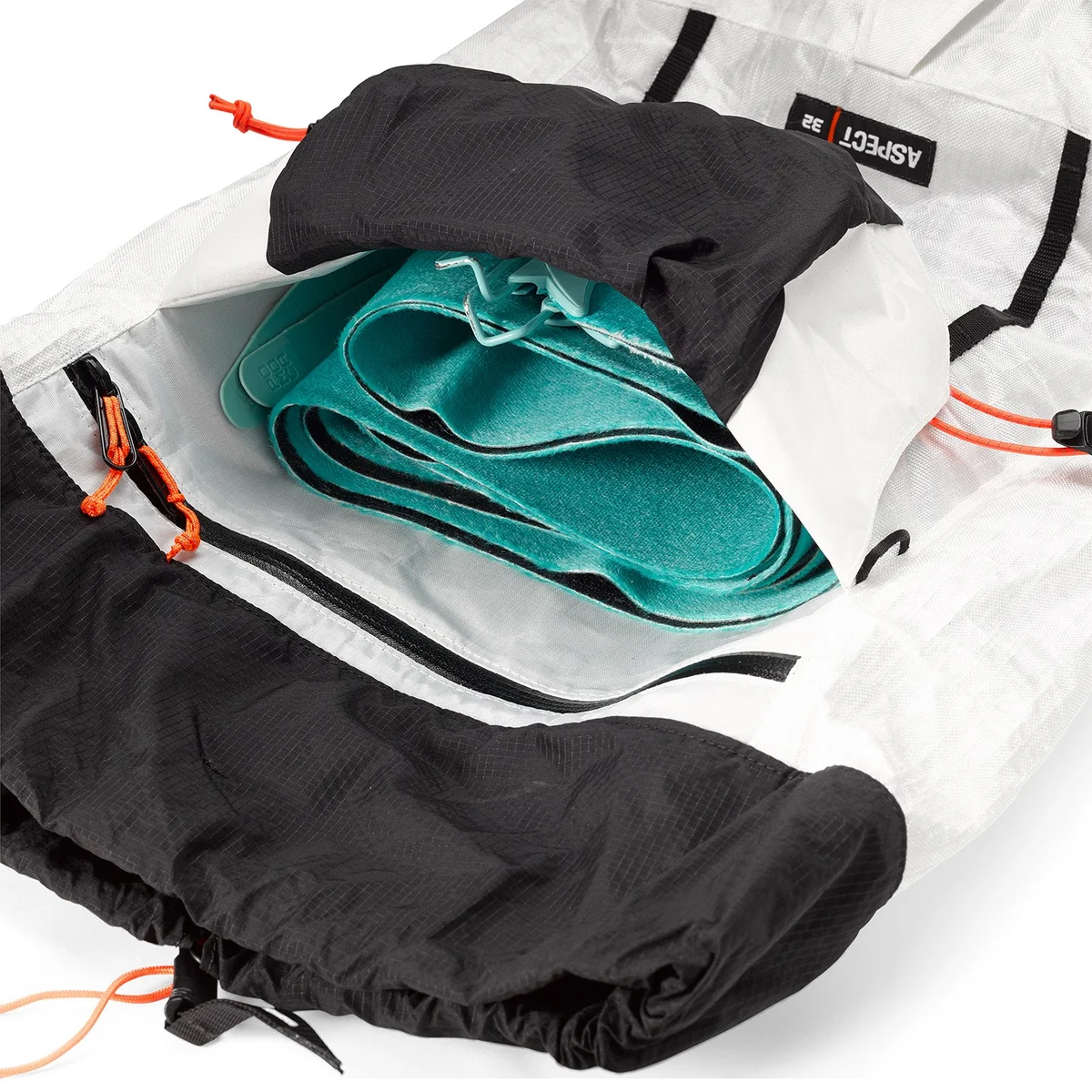Hyperlite Mountain Gear Aspect 32 - 12