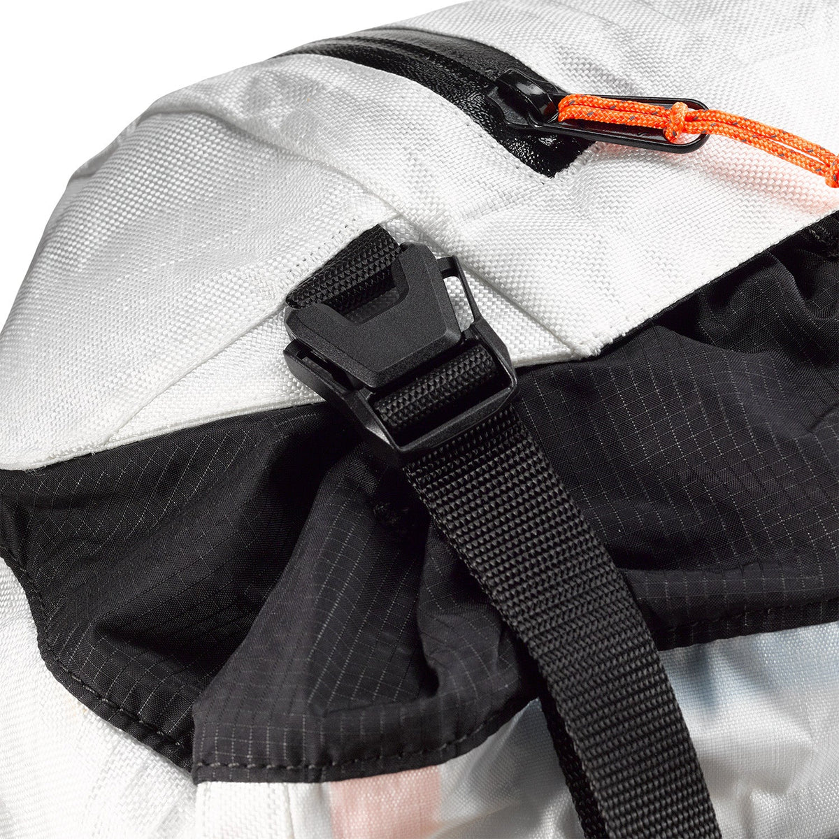 Hyperlite Mountain Gear Aspect 32 - 11