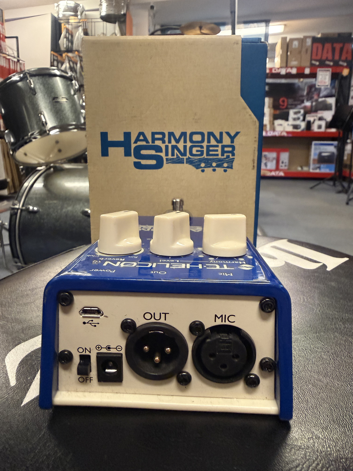 TC Helicon Harmony Singer - 3