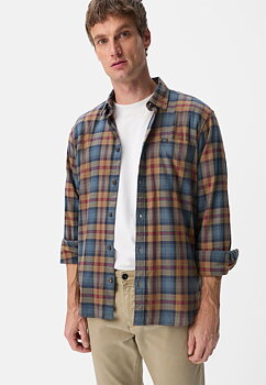 Flanellskjorta med stretch  från camel active. 