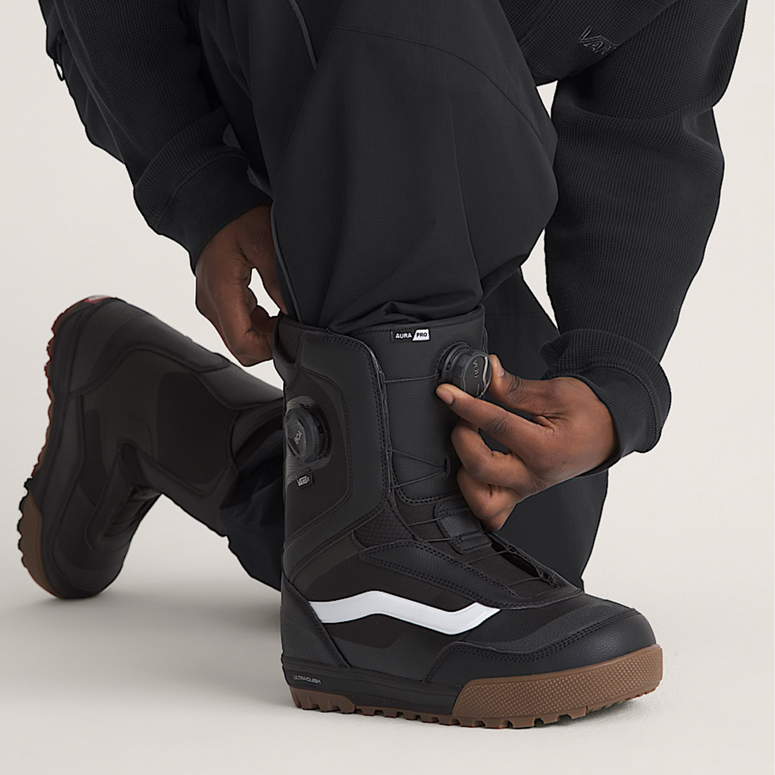 Vans - Aura Pro 2.0 Black/White/Gum - 2