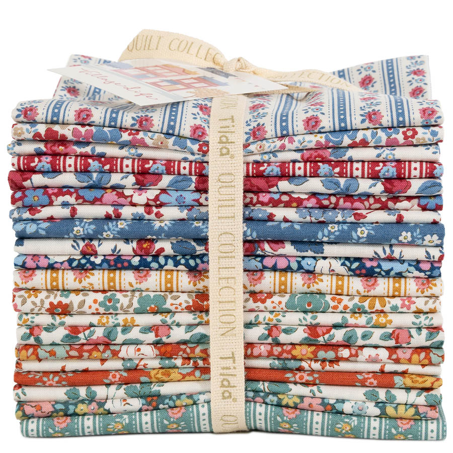 Tilda  Fat Quarter Village Life