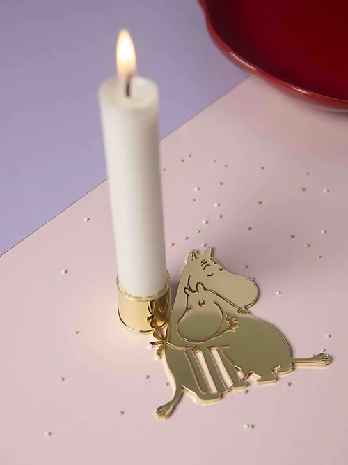 Mumin Ljusstake Kärlek mässingsfärgad metall – Pluto Design