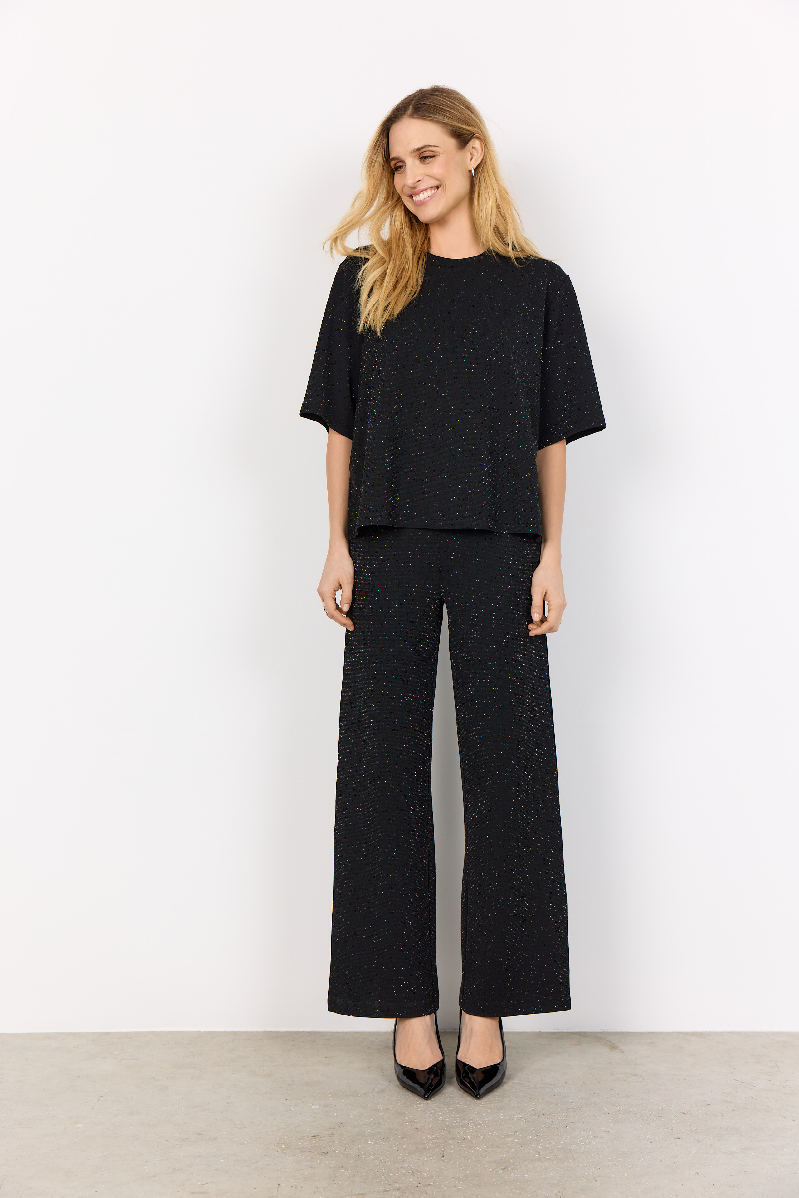 SC-ANDINE 2 T-shirt Rundhalsad Svart Top