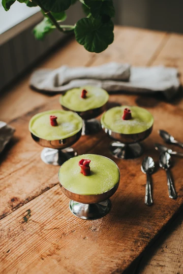 GLASSBÄGARE/DESSERTSKÅL Låga med fot i rostfritt 4-pack - 2
