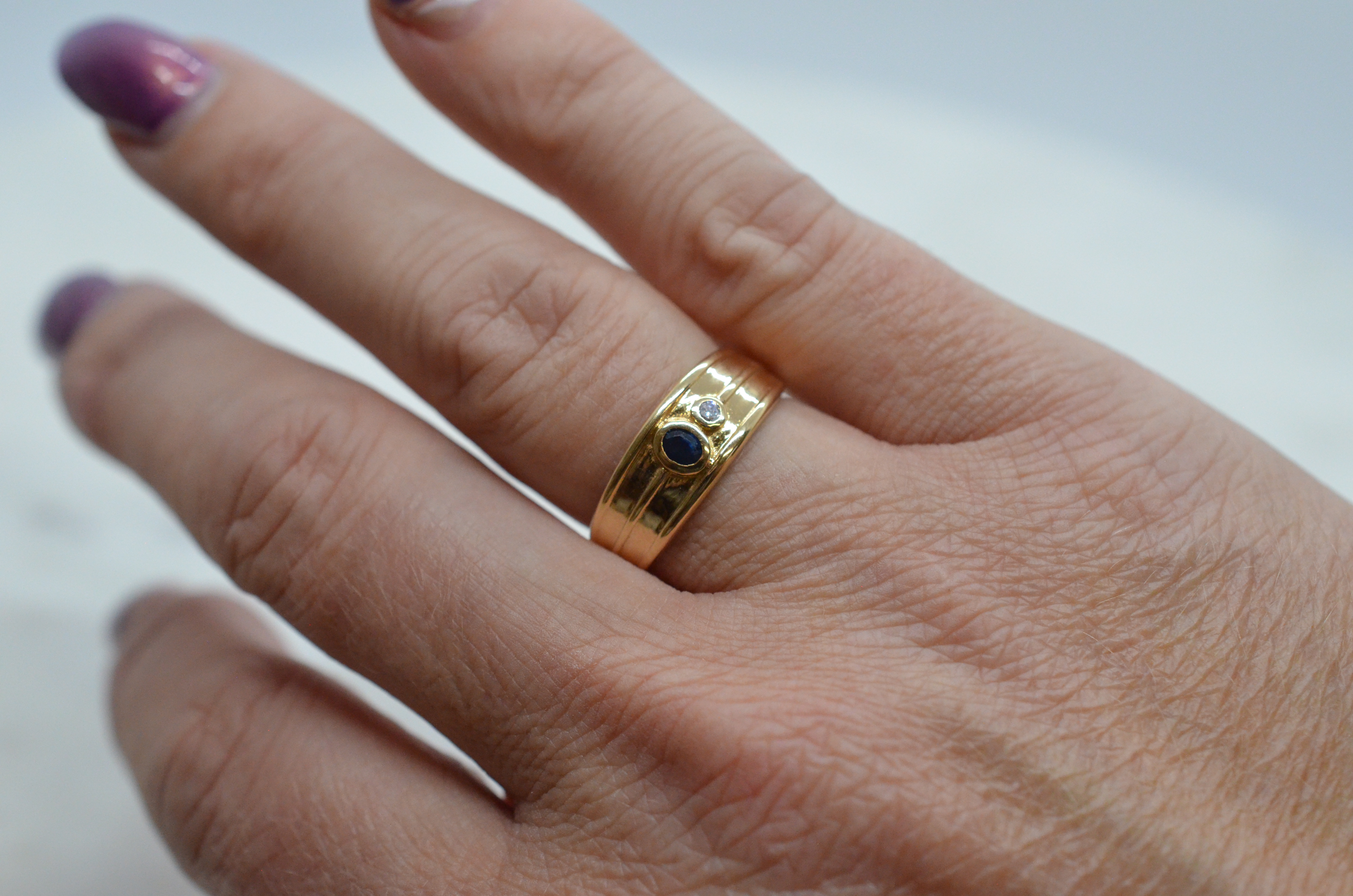Second hand 18k ring med blå sten och diamant - 5