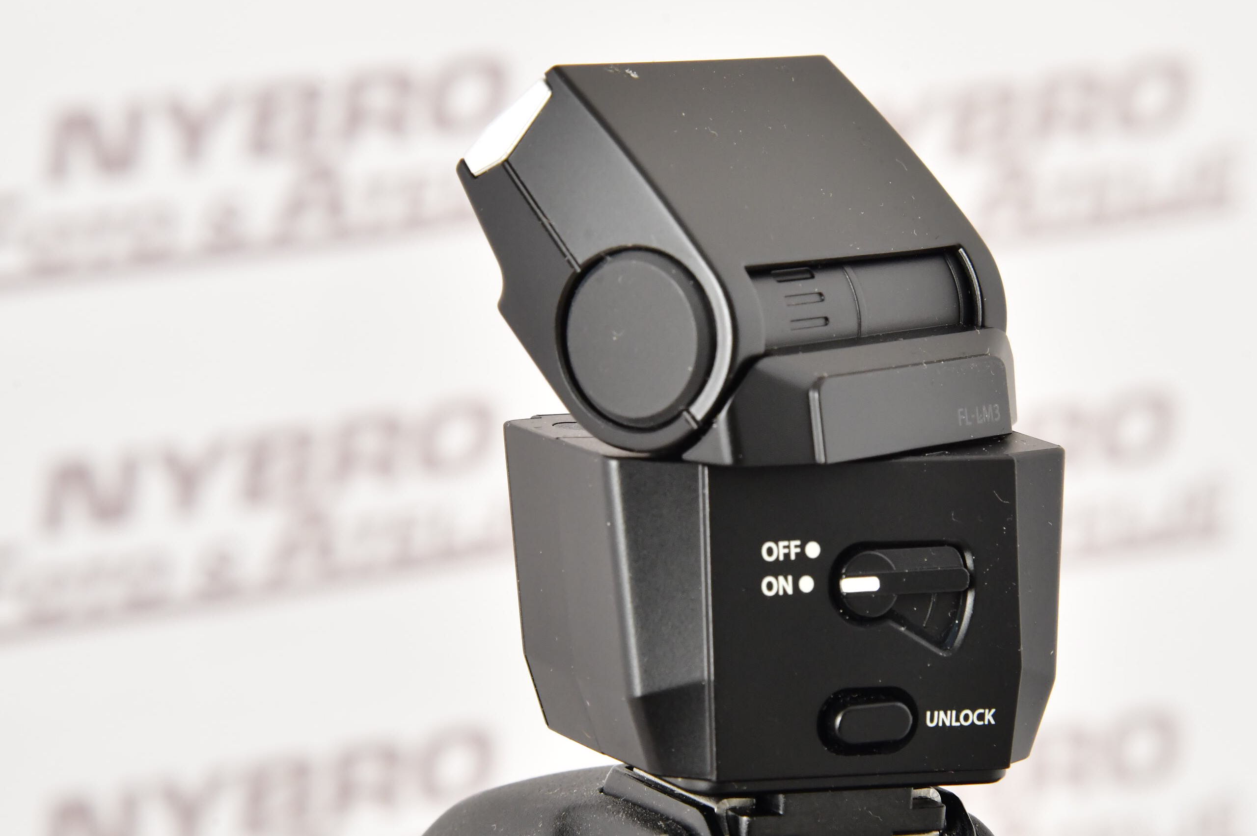 Olympus FL-LM3 - 2