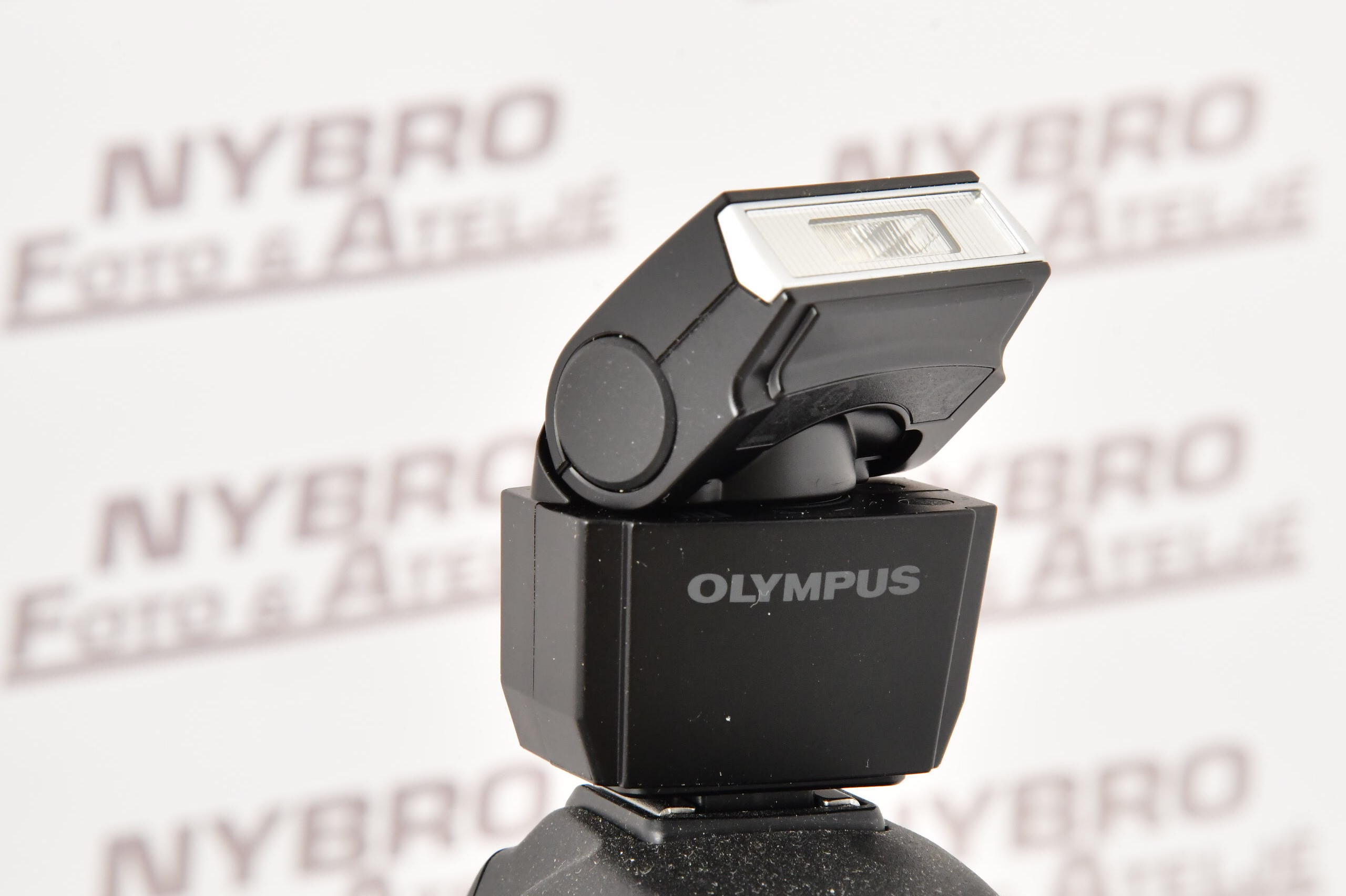 Olympus FL-LM3
