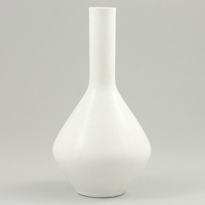 カールハリー・スタルハーネ  胴部が菱形の白いベース  16cm  1950年代