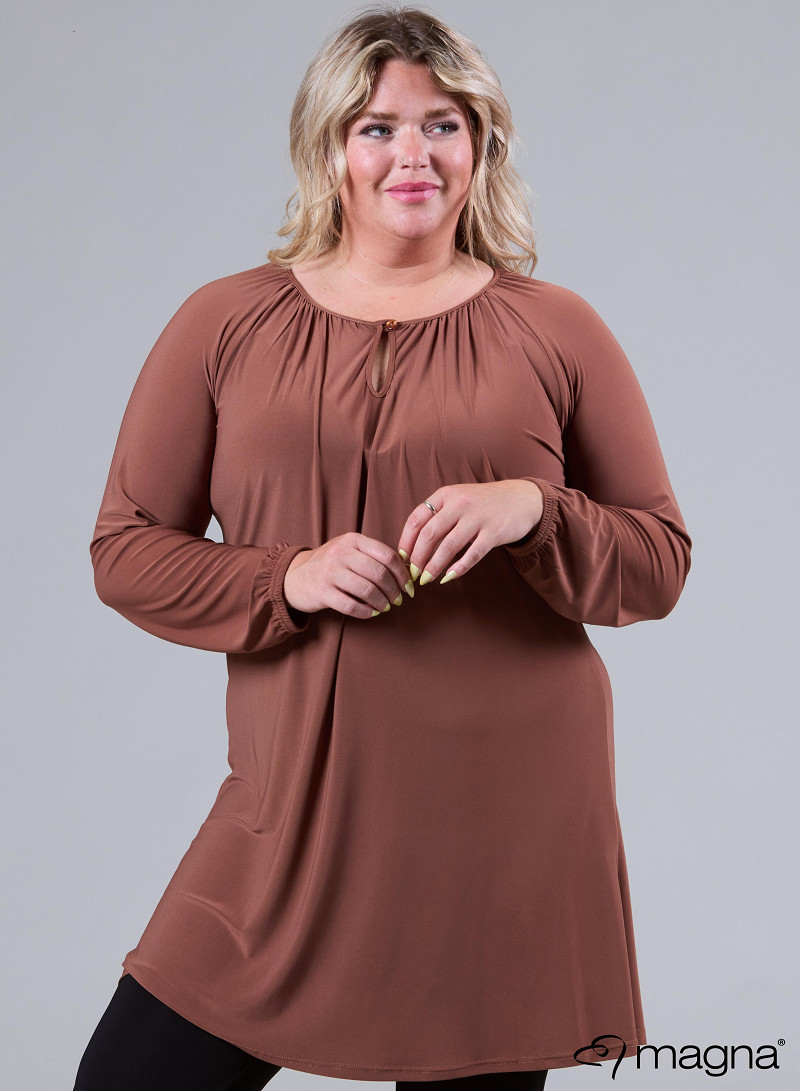 Tunika med nyckelhålsknäppning, brun 