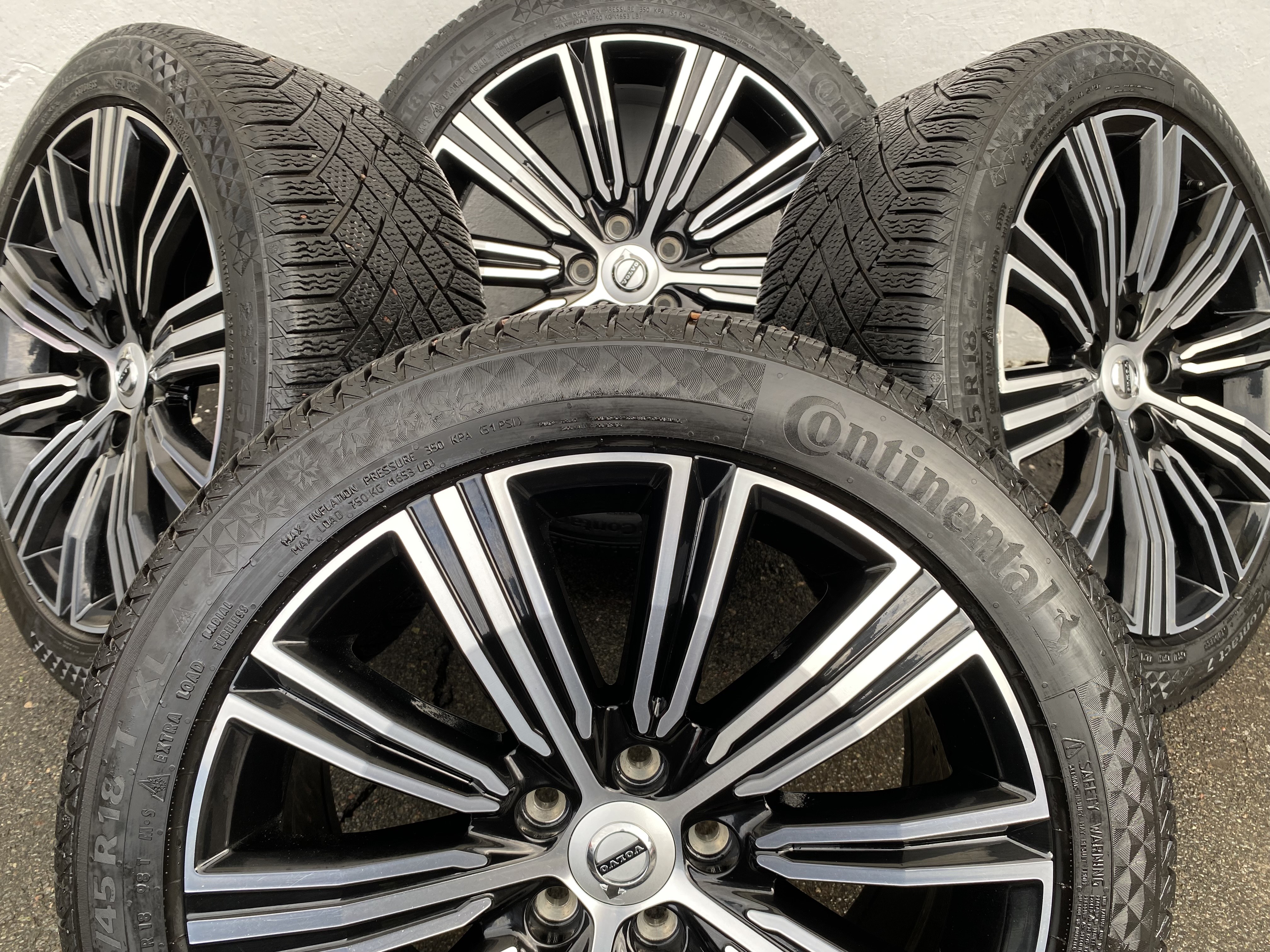 Kompletta Vinterhjul FRIKTION | 18" VOLVO V60 31471312 10-Multi Spoke Turbine Black Diamond Cut | 5x108 8x18 ET42 63.4 +  235/45 R18 98T XL Continental Viking Contact 7 | V44-2021 | 6.5mm | 6.5mm | 6mm | 6mm - 2
