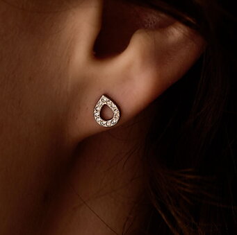 Brilliance Drop Hollow 8 mm