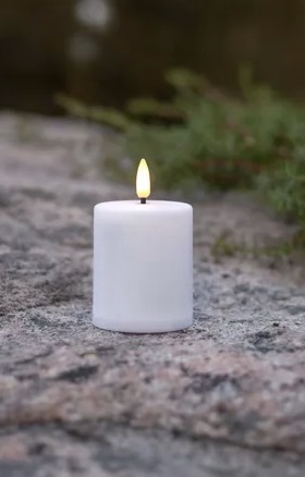 Blockljus / gravljus 10 cm vitt flamme