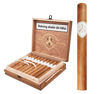 ADVentura The Royal Return Queen's Pearls Corona