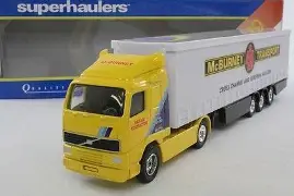 Volvo Curtinsider  Corgi  1:64