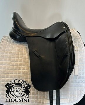 Dressyrsadel Black County Eloquence 17"