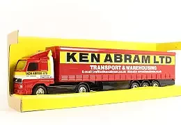 	Volvo Curtinsider Corgi 1:64  