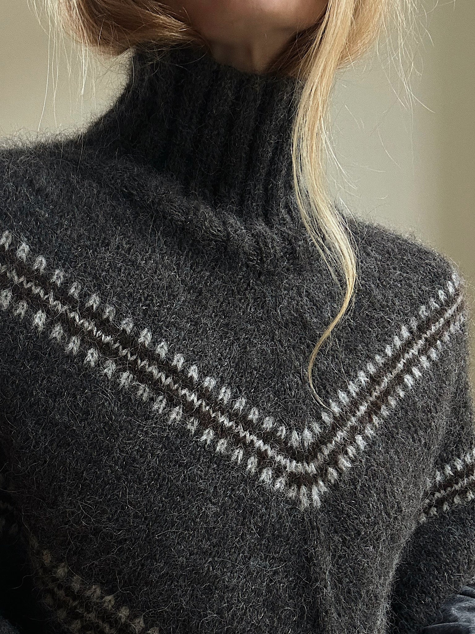 Förbeställ - Norma Poncho - Garnpaket Isager Soft & Silk Mohair