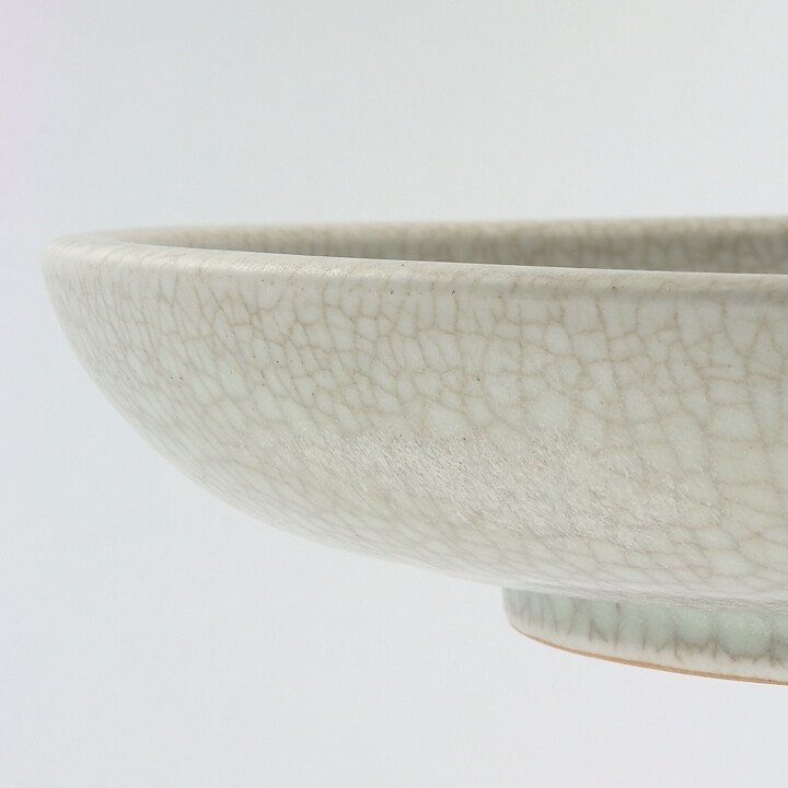 トボスタジオ  一点もの  白いヒビ模様のボウル  (25/5cm)  1950年代