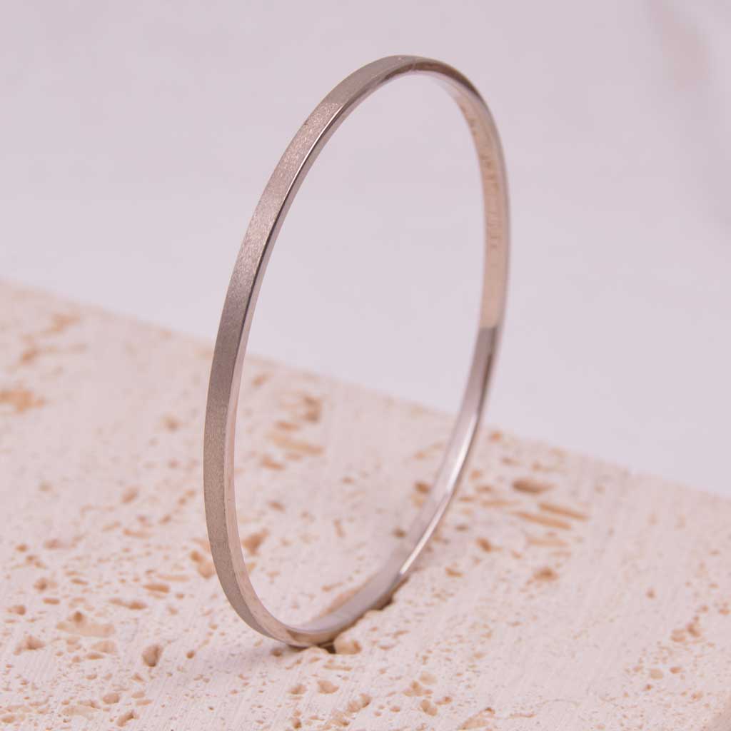 Armring 18k matt vitguld, Vintage