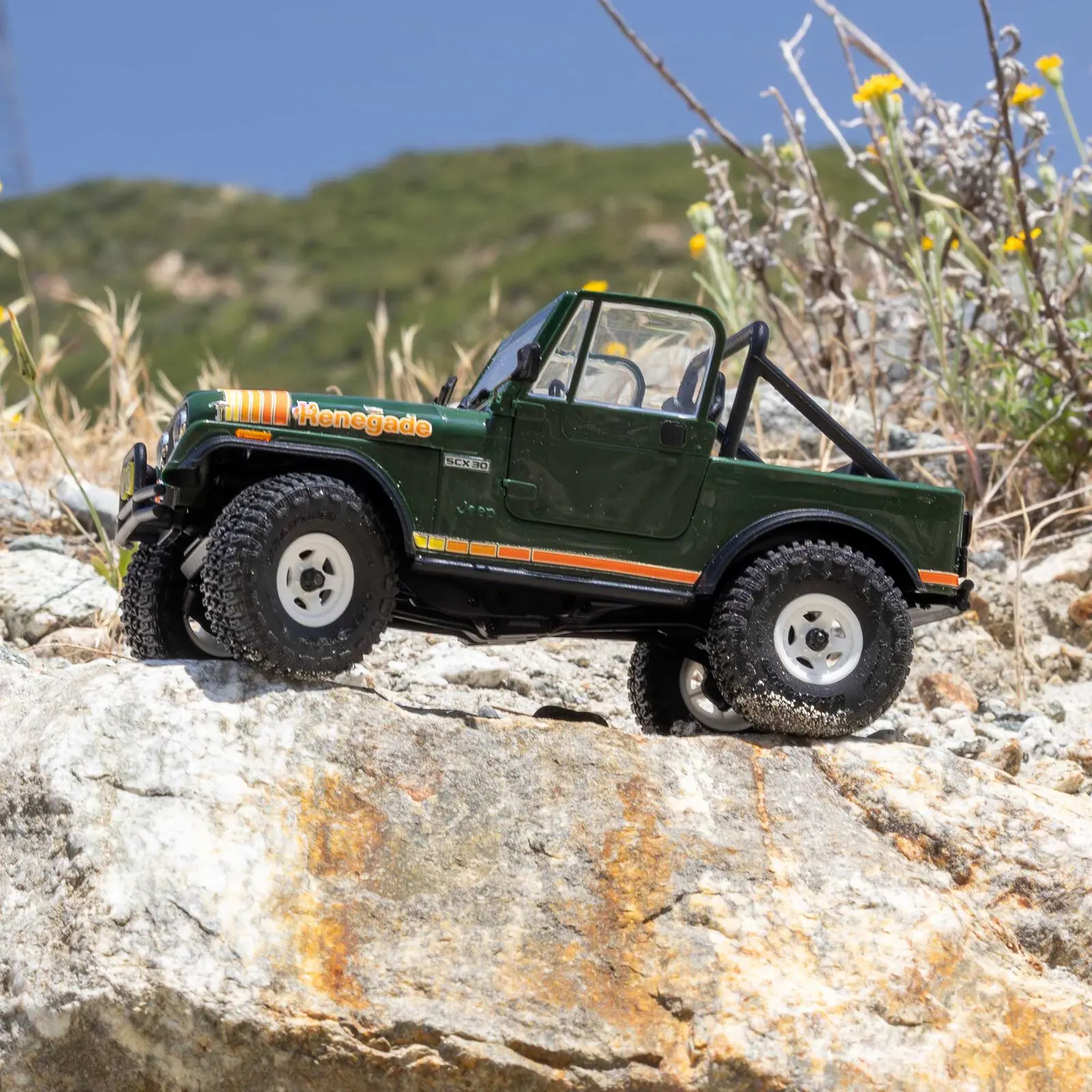 Axial 1/30 SCX30 Jeep CJ-7 Renegade 4X4 RTR Brushed Rock Crawler (Battery & Charger Included), Green - 22