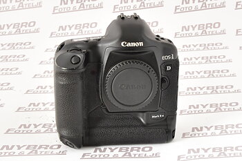 Canon EOS 1D Mark II N