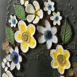 アイモ・ニェットボリ  野原に咲く花の陶板  32cm  1970年代  #853