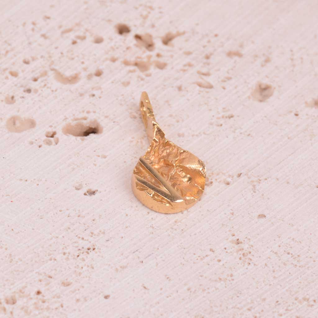 "Fantasy" Gold Pendant with a Rough Surface, 18k, Vintage - 2