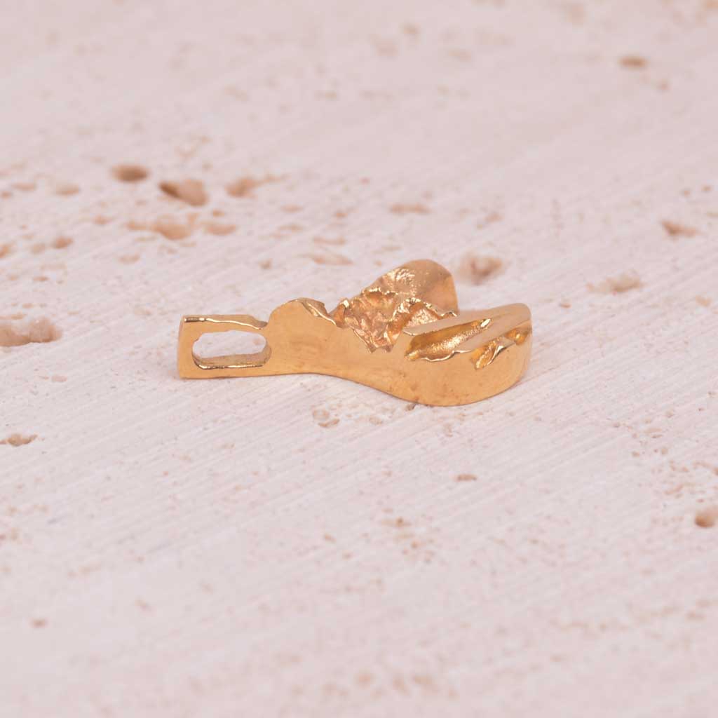 "Fantasy" Gold Pendant with a Rough Surface, 18k, Vintage - 3