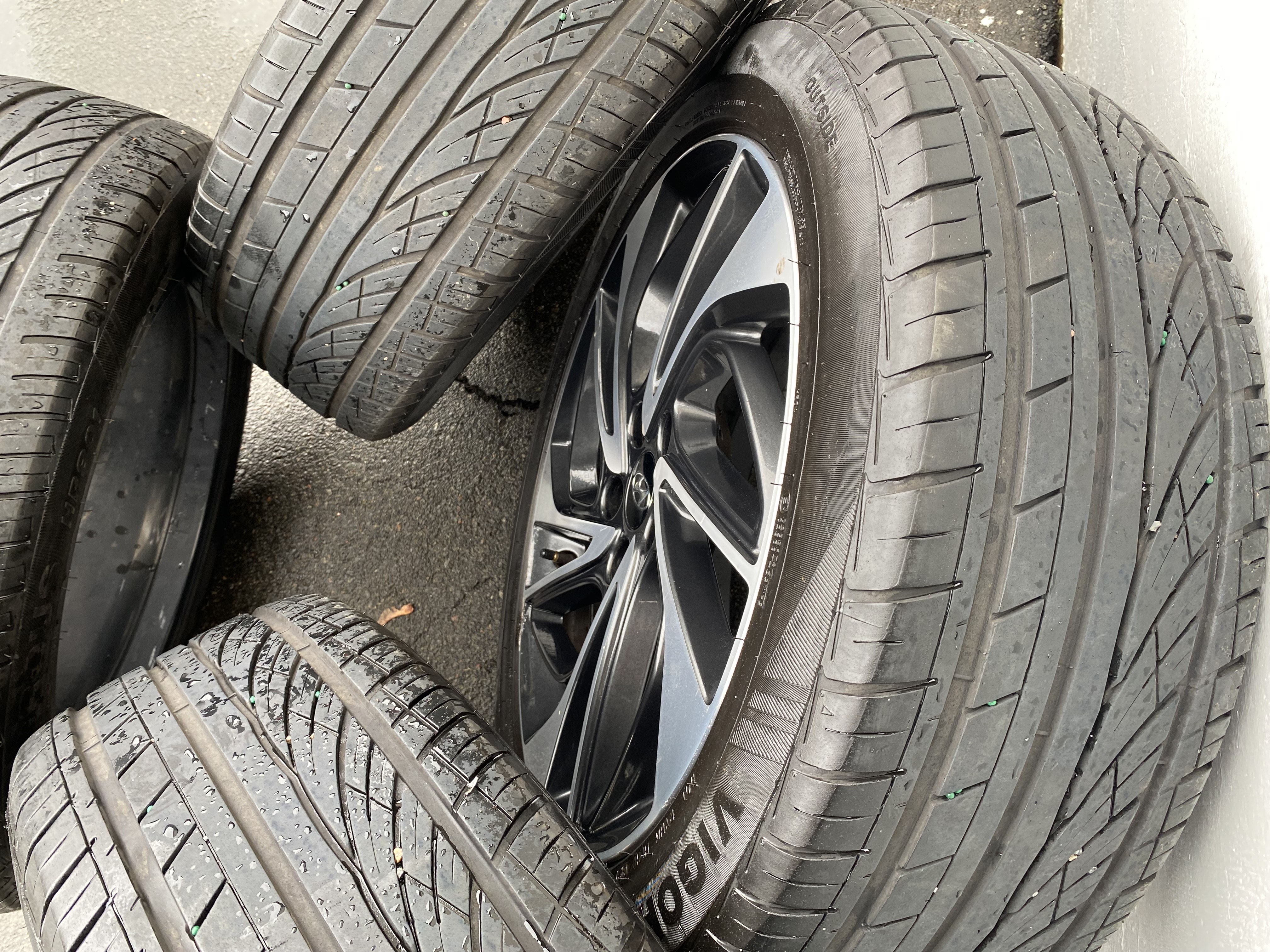 Kompletta Sommarhjul | 19" HYUNDAI Tucson 52910-D7420 | 5x114.3 7.5x19 ET53 67.1 + 225/55 R19 99V Hifly Vigorous HP801 | V01-2021 | 5.5mm | 5mm | 5mm | 3.7mm - 5